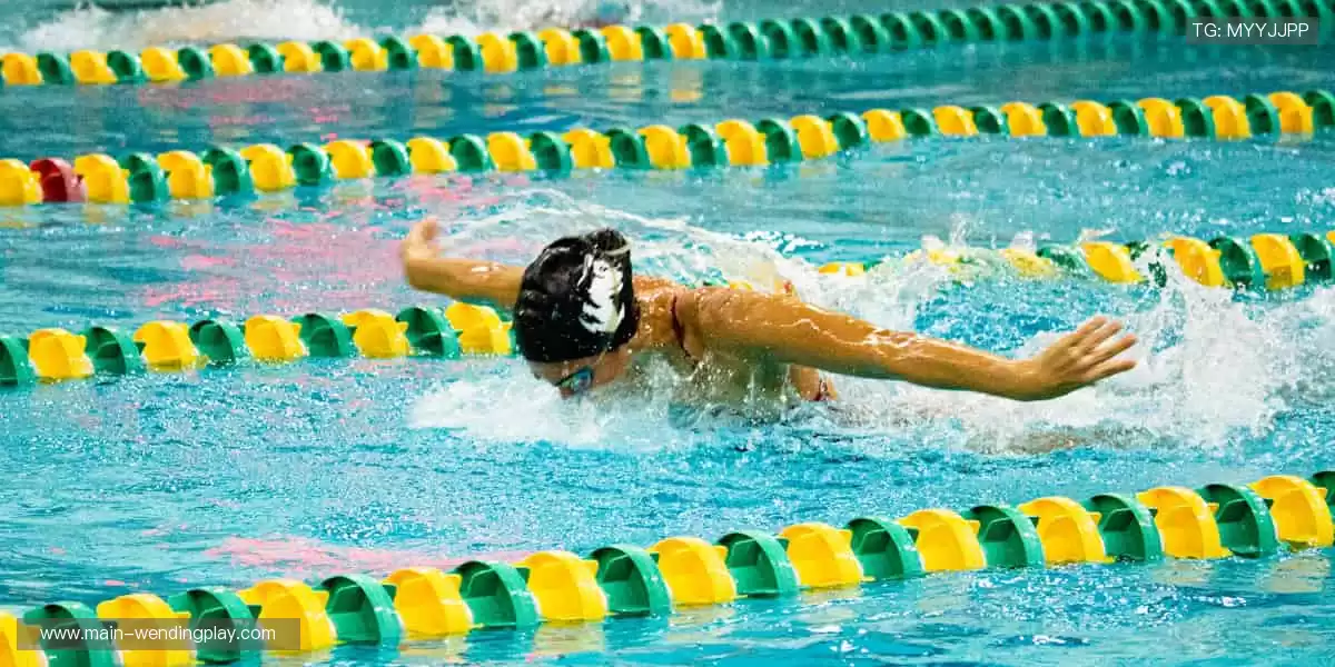 锁定直播间，不错过每一个绝杀瞬间！🎯📺